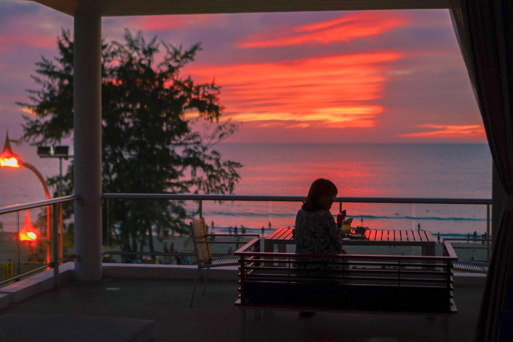 Paradox Resort Phuket - Sha Plus Karon Exterior photo